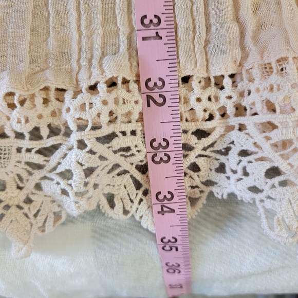 GUESS Gauzy Crinkly Crochet Lace Smocked Off The Shoulder Tiered Dress Small - Picture 12 of 13